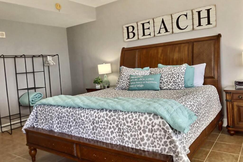 Happy Ours 2200 Sq Ft Corner Beachfront Sleeps 12 パナマシティービーチ エクステリア 写真
