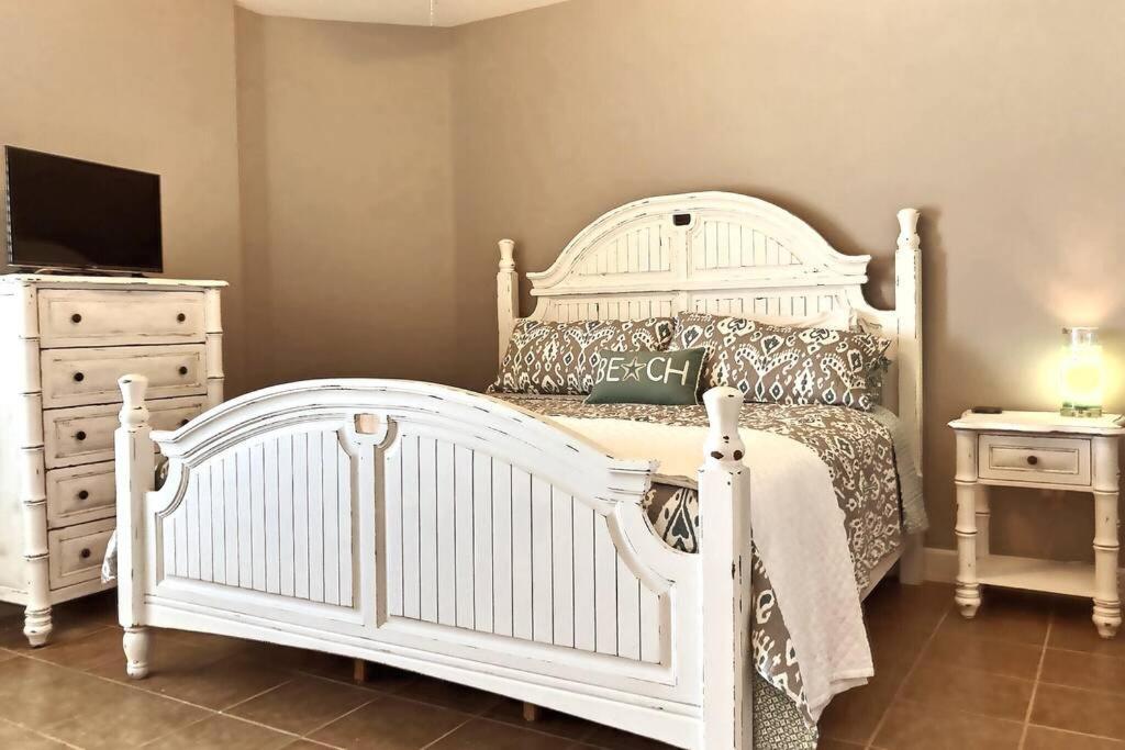 Happy Ours 2200 Sq Ft Corner Beachfront Sleeps 12 パナマシティービーチ エクステリア 写真