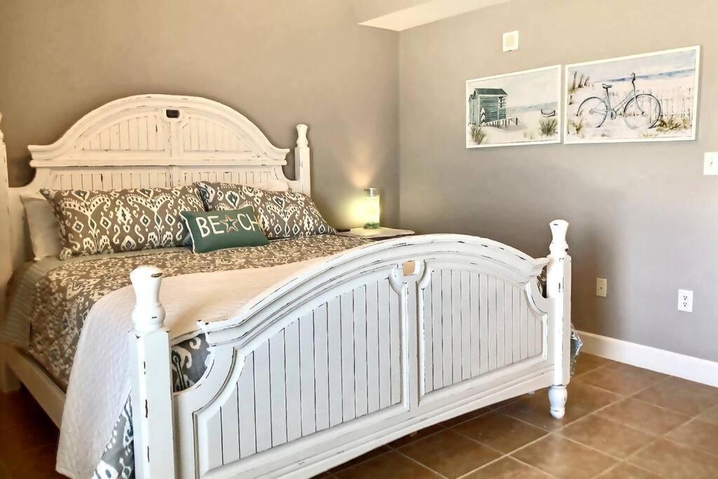 Happy Ours 2200 Sq Ft Corner Beachfront Sleeps 12 パナマシティービーチ エクステリア 写真